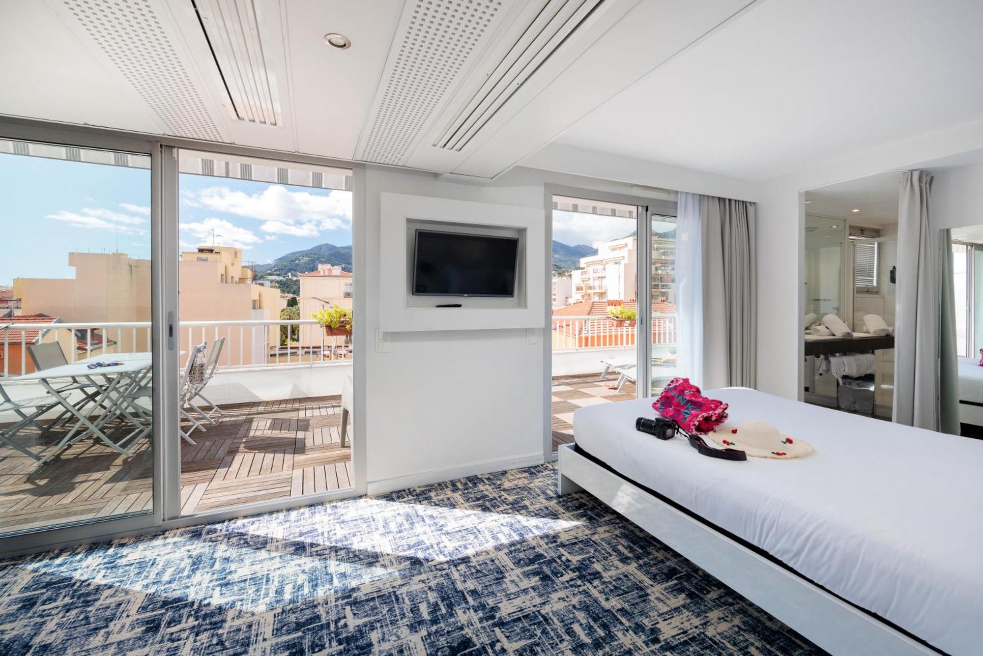 Ibis Styles Menton Centre Hotel Exterior photo